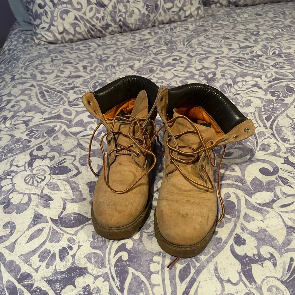 Timberlands - Picture 1 of 3